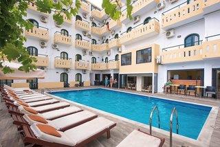 Urlaub im Pela Maria Hotel - hier günstig online buchen