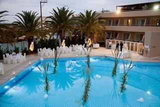 Urlaub im Minos Hotel - hier günstig online buchen