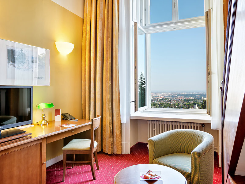 Urlaub im Austria Trend Hotel Schloss Wilhelminenberg - hier günstig online buchen
