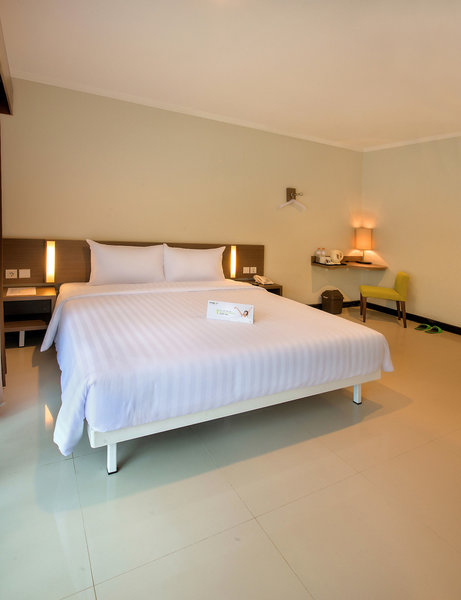 Urlaub im Whiz Prime Hotel Darmo Harapan - hier günstig online buchen