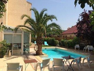 Urlaub im Adonis Arc Hotel Aix - hier günstig online buchen