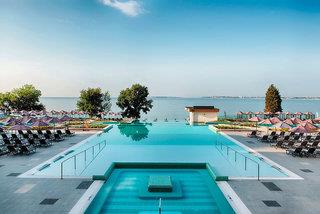 Urlaub im Secrets Sunny Beach Resort & Spa - hier günstig online buchen
