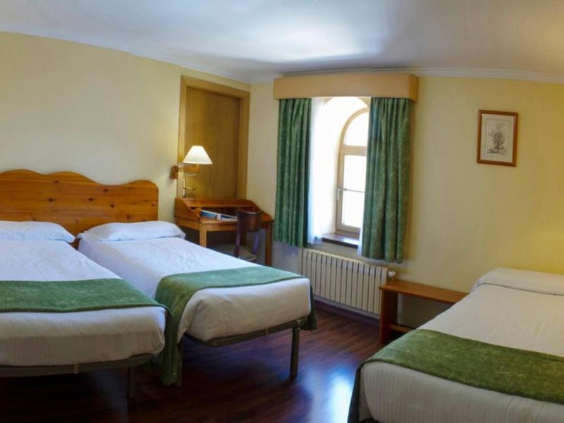 Urlaub im Hotel & Apartaments Vall de Nuria - hier günstig online buchen