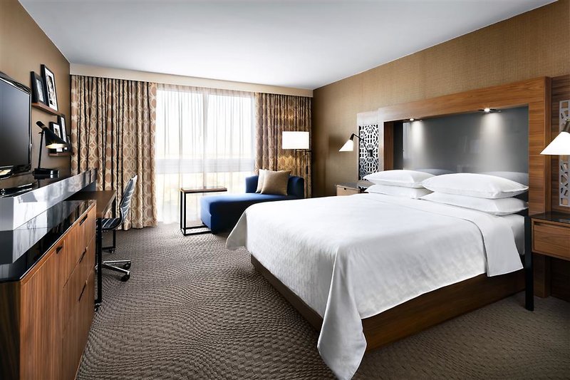 Urlaub im Sheraton Toronto Airport Hotel & Conference Centre - hier günstig online buchen