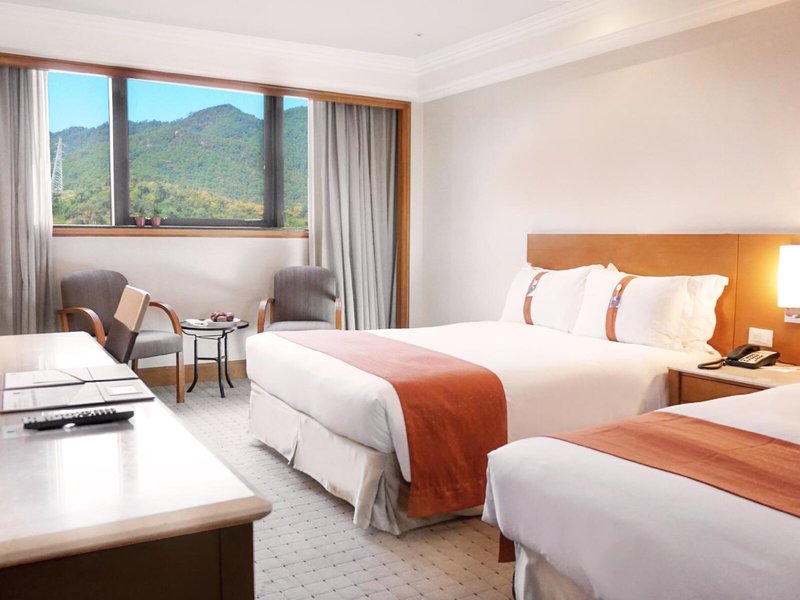 Urlaub im Holiday Inn East Taipei - hier günstig online buchen