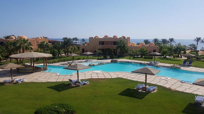 Urlaub im Wadi Lahmy Azur Resort Berenice - hier günstig online buchen