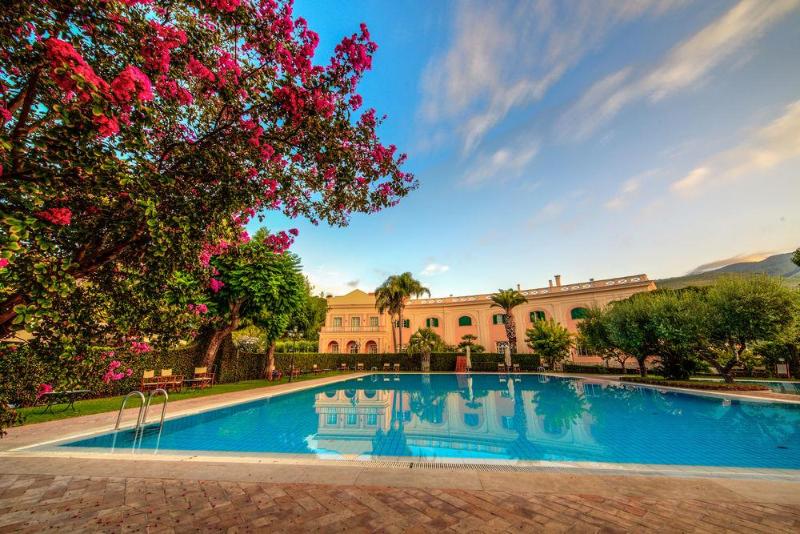 Urlaub im Villa Irlanda Grand Hotel - hier günstig online buchen