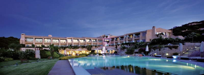 Urlaub im L Ea Bianca Luxury Resort - hier günstig online buchen