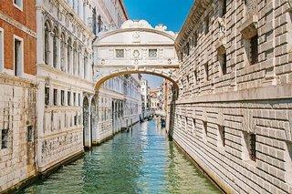 Urlaub im Savoia & Jolanda Venedig - hier günstig online buchen