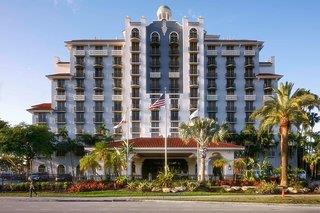 Urlaub im Embassy Suites by Hilton Fort Lauderdale 17th Street - hier günstig online buchen